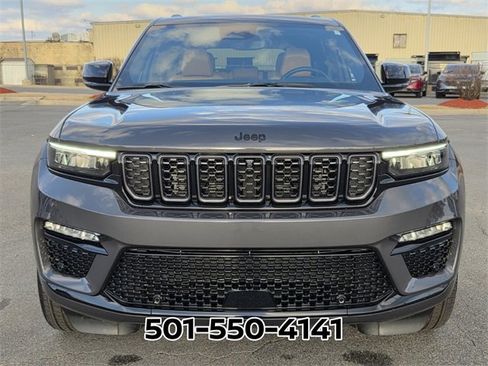 Used 2025 Jeep Grand Cherokee Summit w/ Obsidian Package image 5