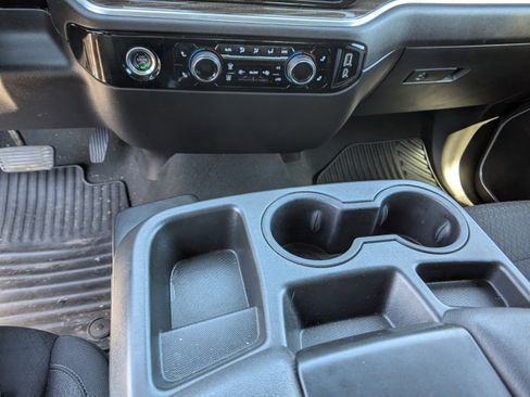 Used 2022 Chevrolet Silverado 1500 RST AWD/4WD image 21
