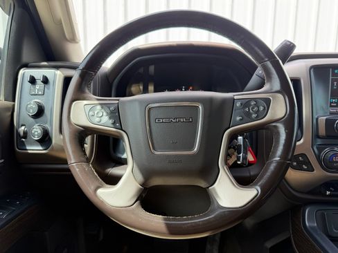 Used 2017 GMC Sierra 2500 Denali w/ Duramax Plus Package AWD/4WD image 13