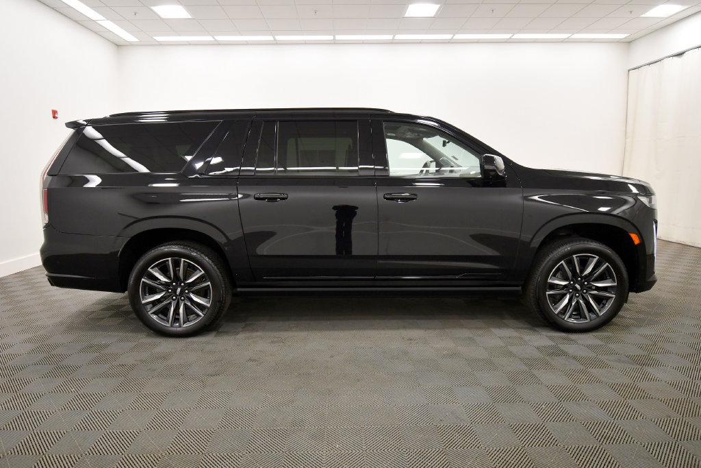 Used 2024 Cadillac Escalade ESV Sport Platinum AWD/4WD image 10