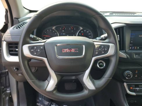 Used 2024 GMC Terrain SLE FWD image 12