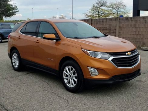 Used 2018 Chevrolet Equinox LT image 36