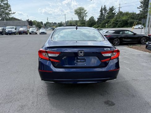 Used 2018 Honda Accord EX-L image 8