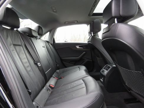 Used 2019 Audi A4 2.0T Premium image 16