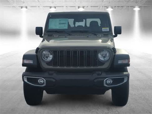 New 2026 Jeep Gladiator Sport image 3