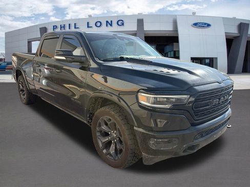 Used 2020 RAM 1500 Limited w/ Black Appearance Package image 8
