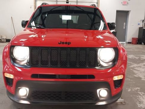 Used 2022 Jeep Renegade Altitude w/ Convenience Group AWD/4WD image 39