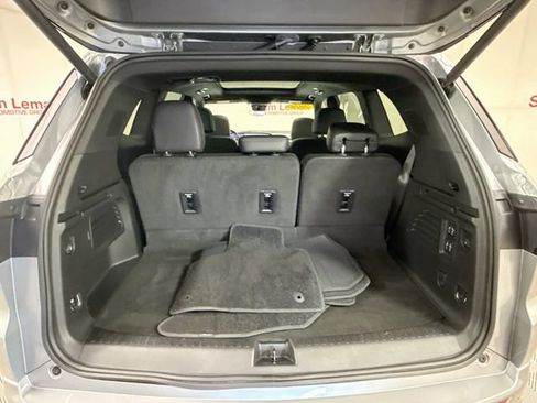 Used 2026 Buick Enclave Avenir w/ Super Cruise Package AWD/4WD image 29