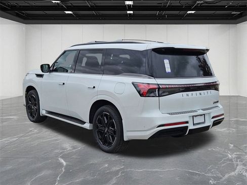 New 2026 INFINITI QX80 SPORT image 3