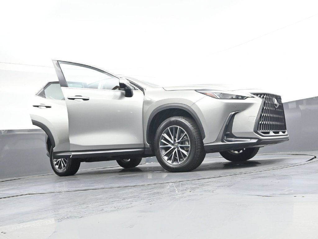 Used 2025 Lexus NX 350 AWD w/ Accessory Package (2T) image 45