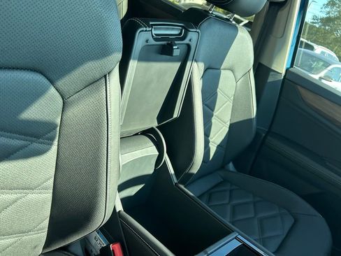 New 2026 Volkswagen Atlas SE image 36