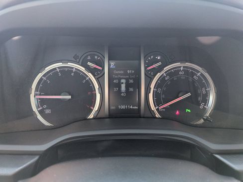 Used 2022 Toyota 4Runner Limited AWD/4WD image 15