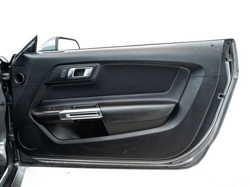 Used 2021 Ford Mustang GT RWD image 22