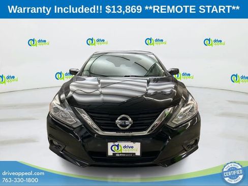 Used 2017 Nissan Altima 2.5 SV image 2