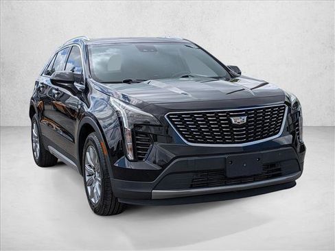 Used 2020 Cadillac XT4 Premium Luxury AWD/4WD image 3