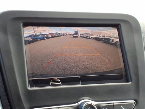 Used 2022 Chevrolet Equinox LT image 24