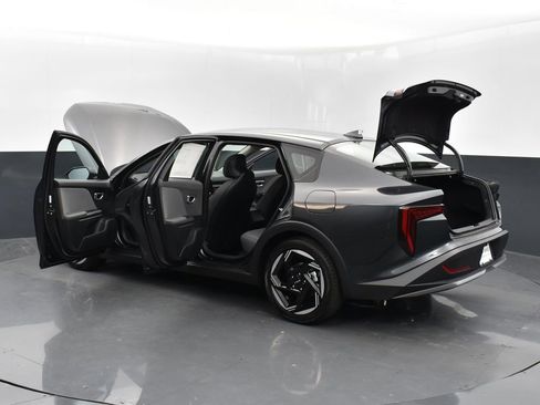 Certified 2025 Kia K4 EX FWD image 52