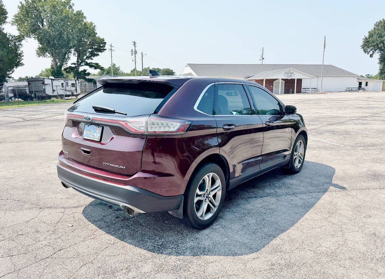 Used 2017 Ford Edge Titanium w/ Equipment Group 301A FWD image 5