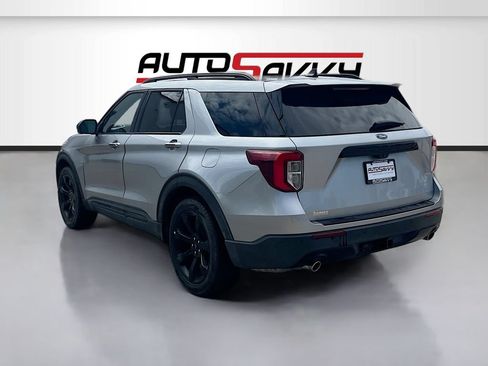 Used 2023 Ford Explorer ST-Line w/ Class IV Trailer Tow Package RWD image 5