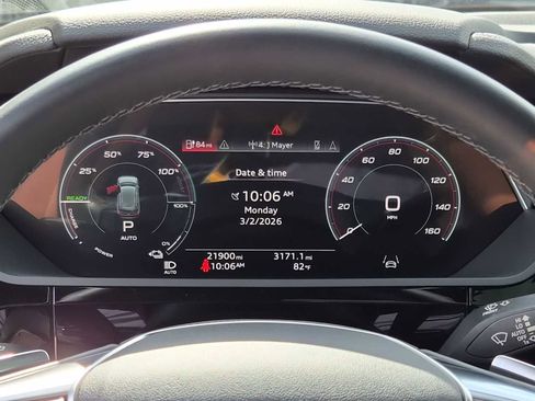 Used 2023 Audi e-tron Premium w/ Convenience Plus Package image 26