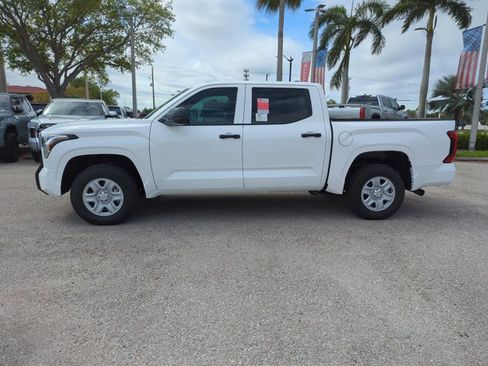 New 2026 Toyota Tundra SR image 14