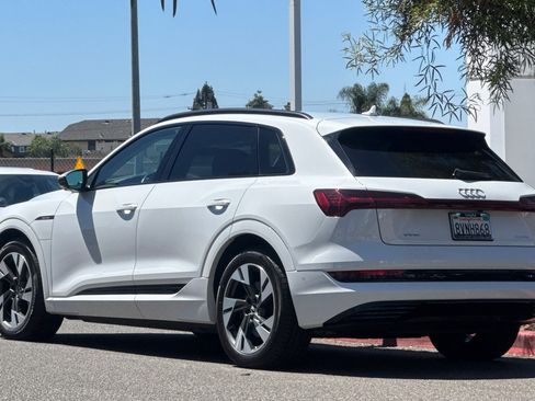 Used 2021 Audi e-tron Premium w/ Convenience Plus Package AWD/4WD image 3