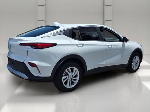 New 2026 Buick Envista Preferred FWD image 5