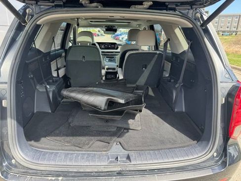 Used 2023 Hyundai Palisade Limited w/ Cargo Package image 45