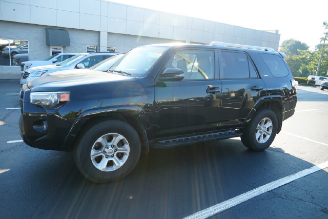 Used 2018 Toyota 4Runner SR5 Premium RWD image 10