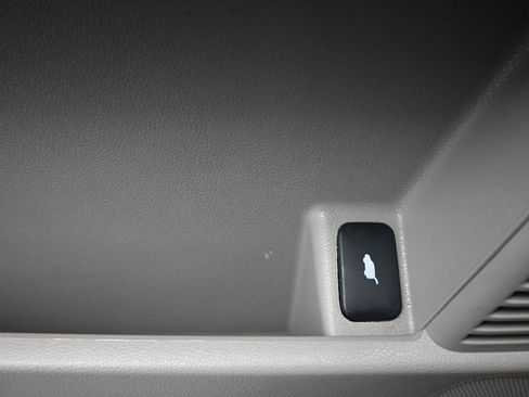 Used 2012 Honda Pilot EX image 11