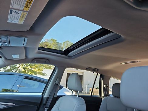 Used 2022 Honda Pilot Special Edition image 23