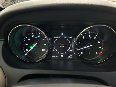 Used 2017 Land Rover Discovery Sport HSE image 5