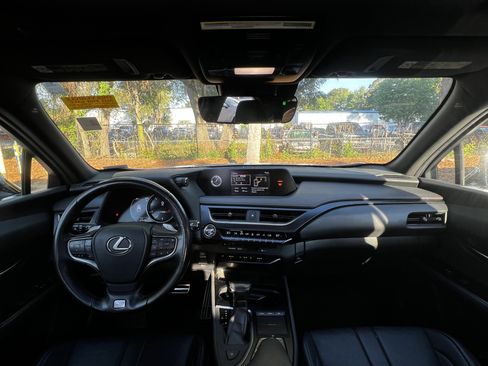 Used 2019 Lexus UX 200 F Sport w/ F Sport Premium Package image 35