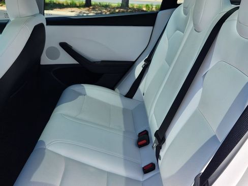 Used 2025 Tesla Model 3 Long Range AWD/4WD image 10