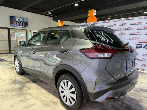 Used 2021 Nissan Kicks S FWD image 10
