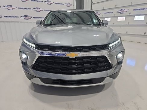 Used 2025 Chevrolet Blazer LT image 11