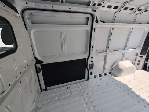 Used 2025 RAM ProMaster 2500 w/ Safety Group image 20