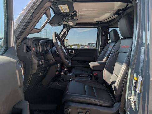 New 2026 Jeep Gladiator Rubicon AWD/4WD image 5
