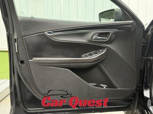 Used 2017 Chevrolet Impala Premier FWD image 11