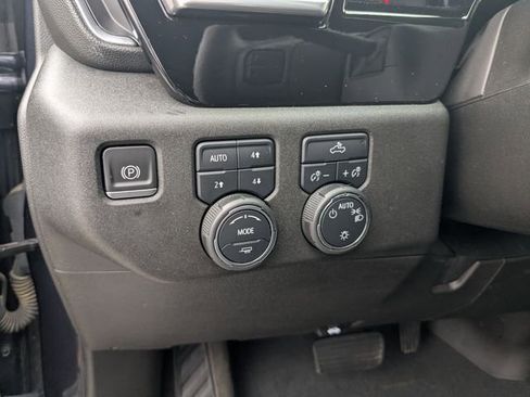 Used 2022 Chevrolet Silverado 1500 LT w/ All Star Edition Plus image 20