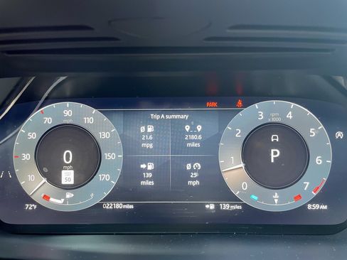 Certified 2025 Land Rover Range Rover Evoque Dynamic SE AWD/4WD image 24