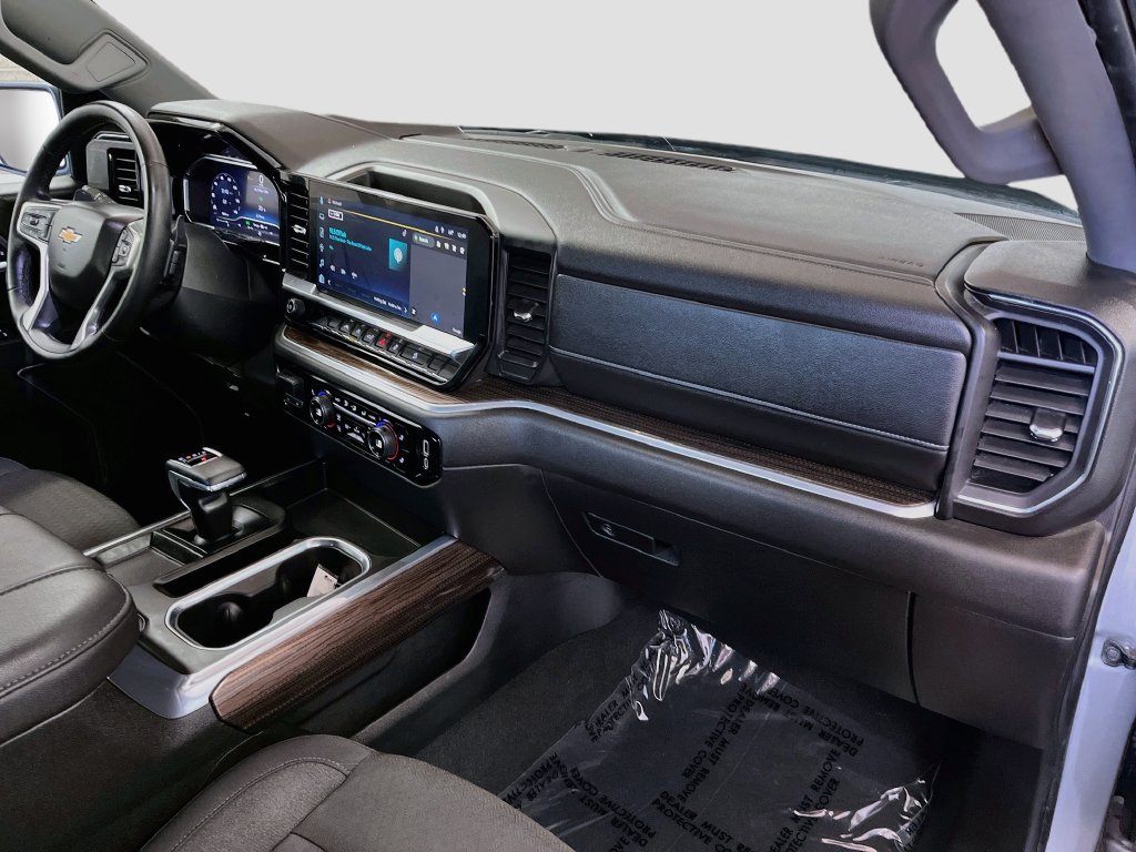 Used 2025 Chevrolet Silverado 1500 RST w/ Z71 Off-Road Package AWD/4WD image 29
