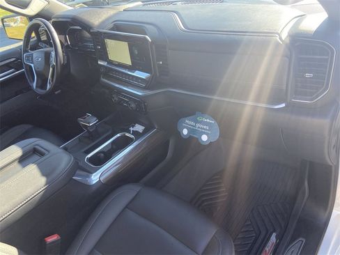 Certified 2022 Chevrolet Silverado 1500 RST image 29