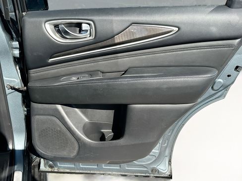 Used 2017 INFINITI QX60 Base w/ Premium Plus Package image 32