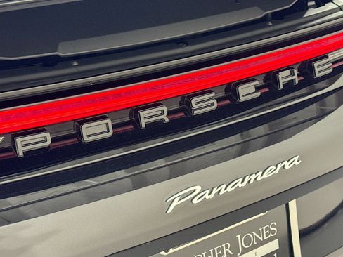 Used 2025 Porsche Panamera image 25