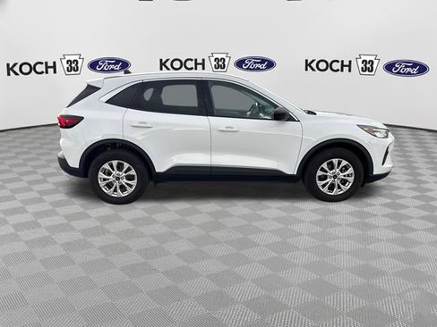 Used 2023 Ford Escape Active AWD/4WD image 9