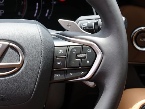 Certified 2025 Lexus NX 350 AWD w/ Accessory Package (K3) image 33