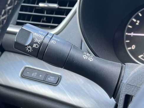 Used 2018 Nissan Maxima 3.5 SL image 24