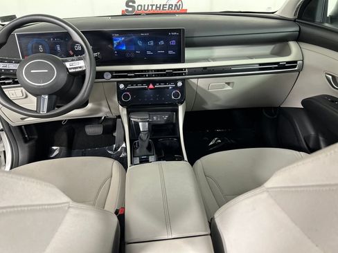 Used 2025 Hyundai Tucson SEL AWD/4WD image 19