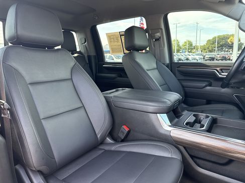 Used 2024 Chevrolet Silverado 2500 LT w/ Midnight Edition AWD/4WD image 31